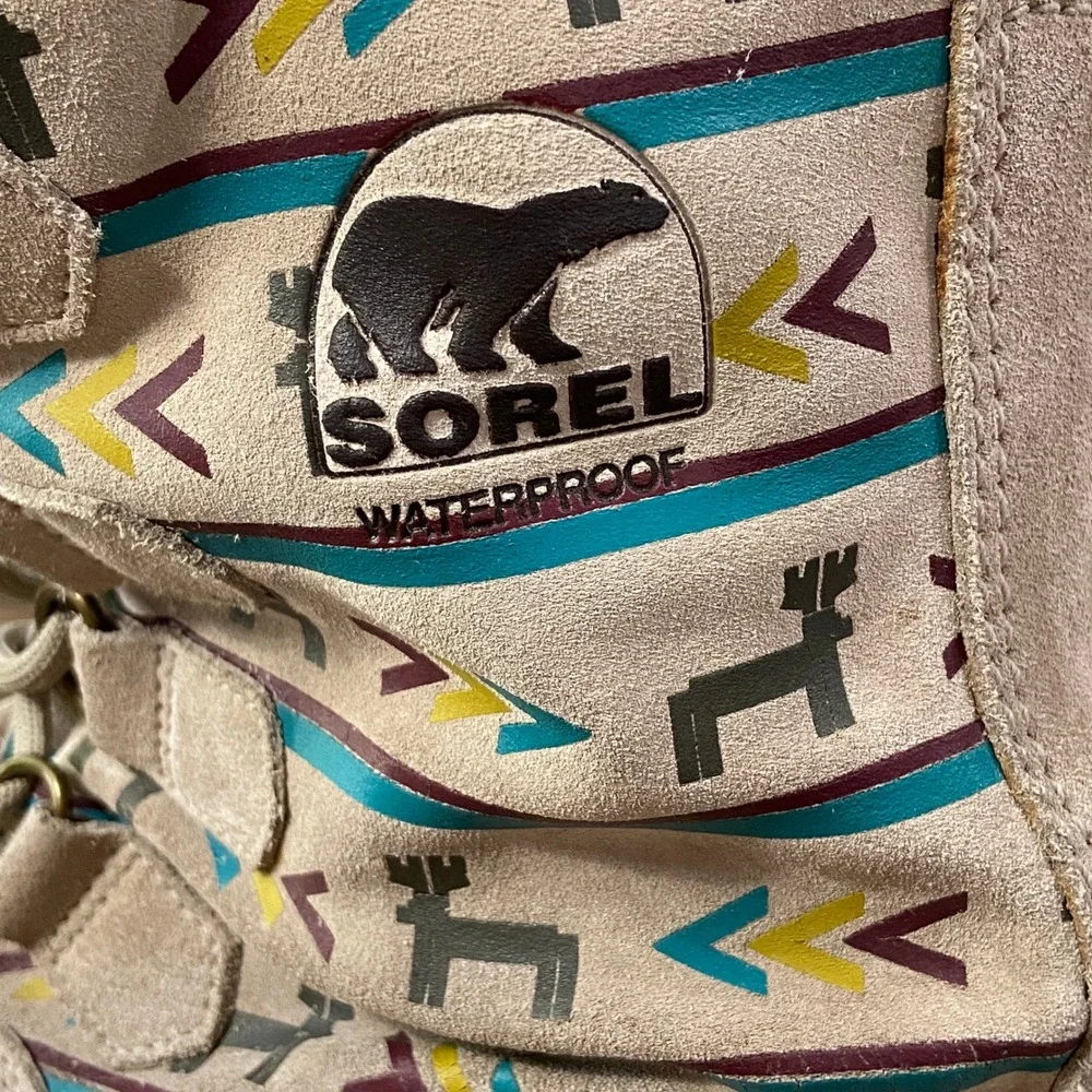 Sorel Winter Carnival limited edition Waterproof Boots Moose Print Tan Womens 10